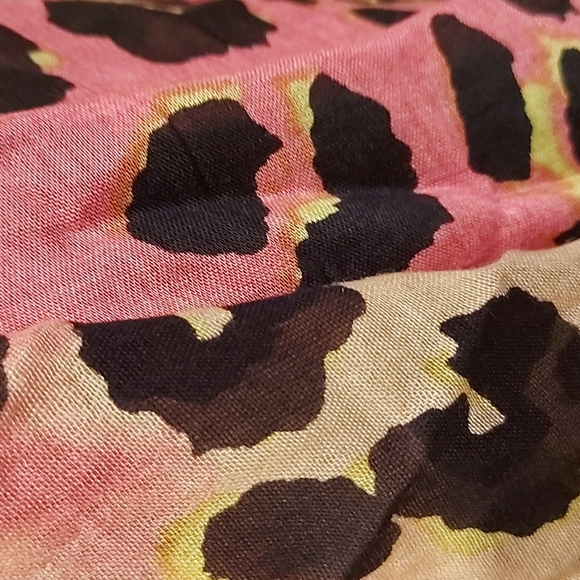 Vintage Steve Madden Leopard Print Scarf - Picture 2 of 5